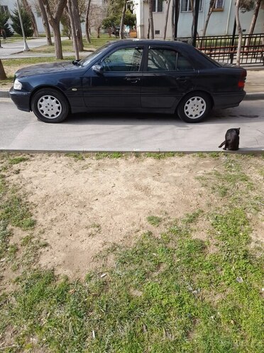 Mercedes C 240 1998, 351,000 km - 2.4 l - Kürdəmir