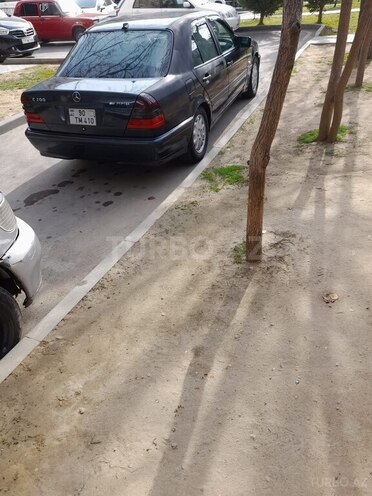 Mercedes C 240 1998, 351,000 km - 2.4 l - Kürdəmir