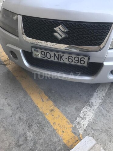 Suzuki Grand Vitara 2010, 22,000 km - 2.4 l - Beyləqan