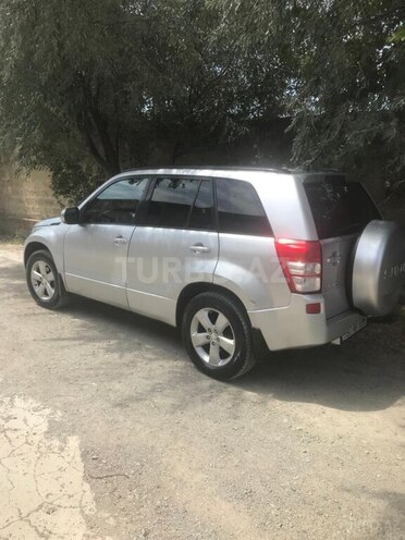 Suzuki Grand Vitara 2010, 22,000 km - 2.4 l - Beyləqan