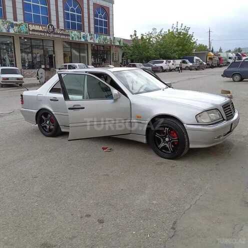 Mercedes C 240 1997, 380,000 km - 2.4 л - Şamaxı