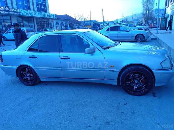 Mercedes C 240 1997, 380,000 km - 2.4 л - Şamaxı