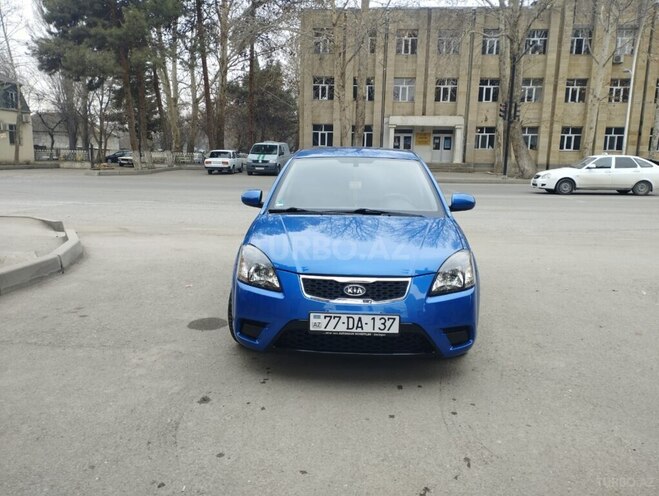 Kia Rio 2010, 131,000 km - 1.4 л - Mingəçevir