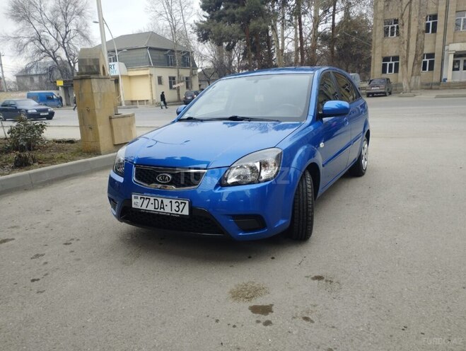 Kia Rio 2010, 131,000 km - 1.4 л - Mingəçevir