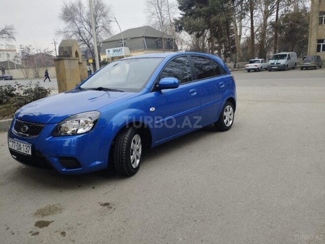 Kia Rio 2010, 131,000 km - 1.4 л - Mingəçevir