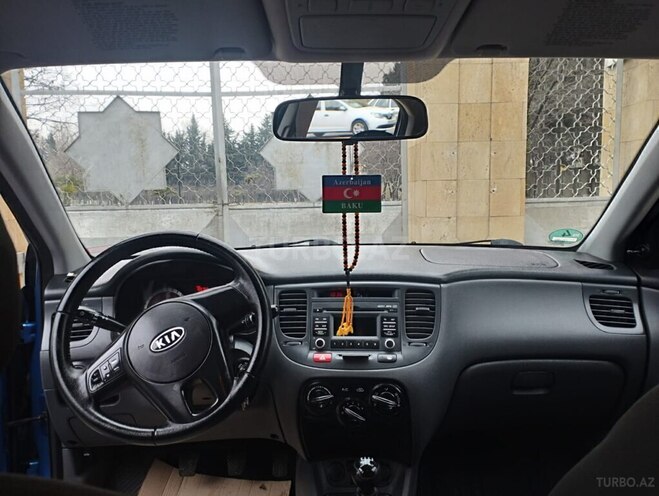 Kia Rio 2010, 131,000 km - 1.4 л - Mingəçevir