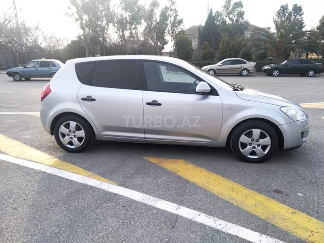 Kia Ceed 2009, 260,000 km - 1.4 л - Bakı