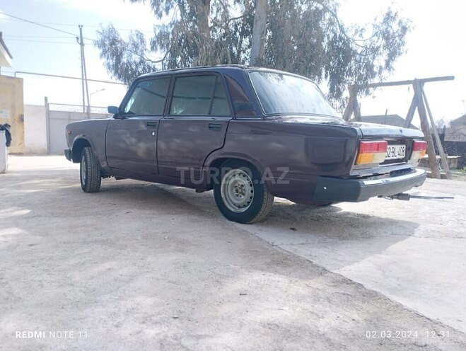 LADA (VAZ) 2107 1982, 100,000 km - 1.5 л - Salyan