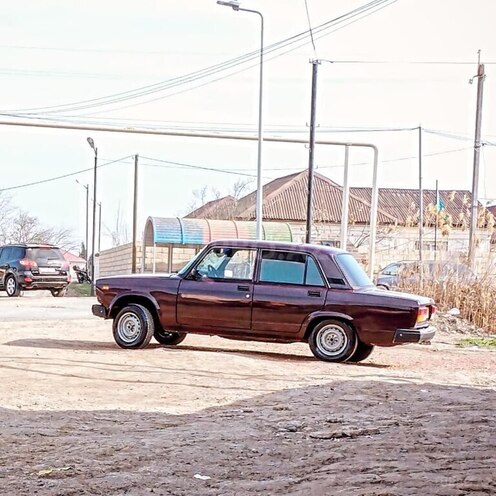 LADA (VAZ) 2107 1982, 100,000 km - 1.5 л - Salyan