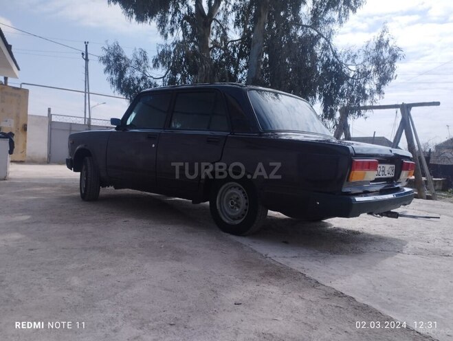 LADA (VAZ) 2107 1982, 100,000 km - 1.5 л - Salyan