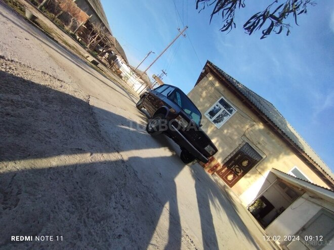 LADA (VAZ) 2107 1982, 100,000 km - 1.5 л - Salyan