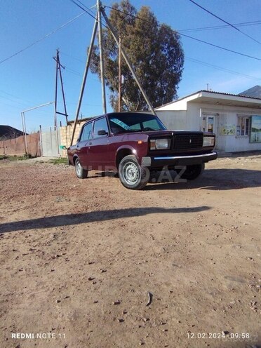 LADA (VAZ) 2107 1982, 100,000 km - 1.5 л - Salyan