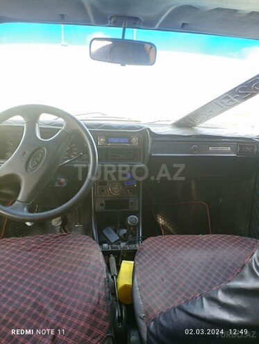 LADA (VAZ) 2107 1982, 100,000 km - 1.5 л - Salyan