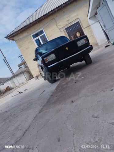LADA (VAZ) 2107 1982, 100,000 km - 1.5 л - Salyan