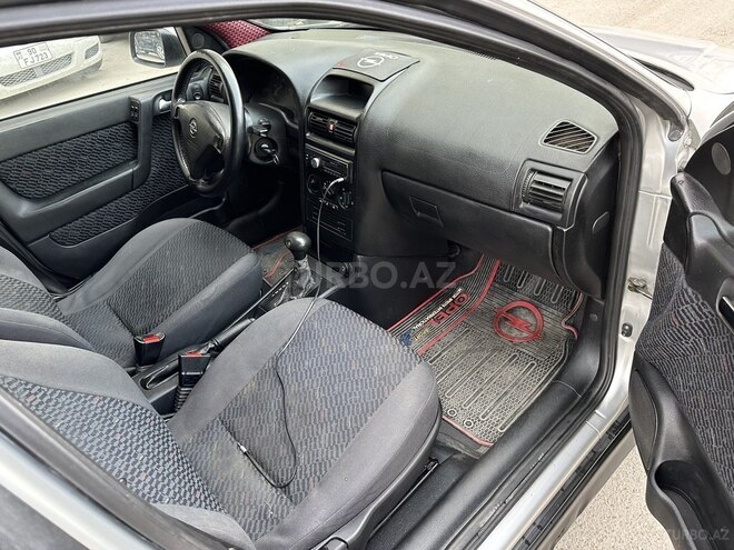 Opel Astra 2001, 228,000 km - 1.6 l - Bakı