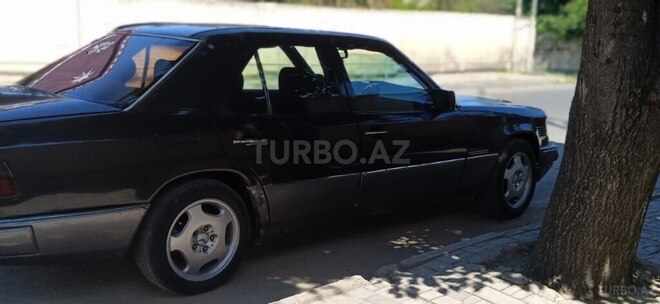 Mercedes E 250 1995, 217,664 km - 2.5 l - Ağstafa