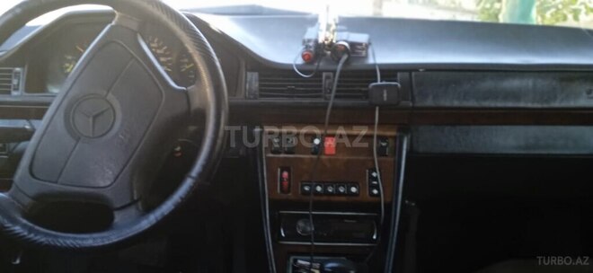 Mercedes E 250 1995, 217,664 km - 2.5 l - Ağstafa