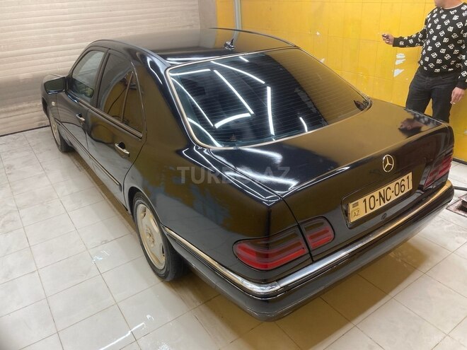 Mercedes E 280 1999, 280,000 km - 2.8 l - Bakı