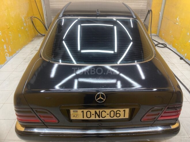 Mercedes E 280 1999, 280,000 km - 2.8 l - Bakı
