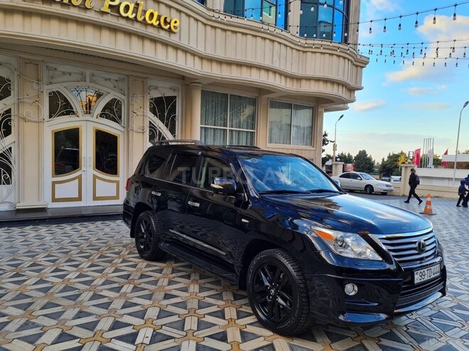 Lexus LX 570 2010, 130,000 km - 5.7 l - Bakı