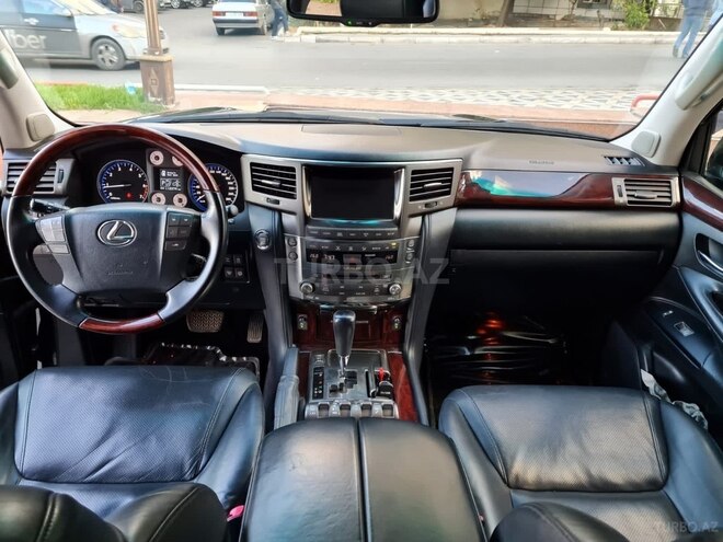 Lexus LX 570 2010, 130,000 km - 5.7 l - Bakı