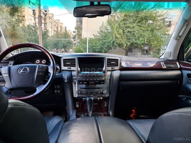 Lexus LX 570 2010, 130,000 km - 5.7 l - Bakı