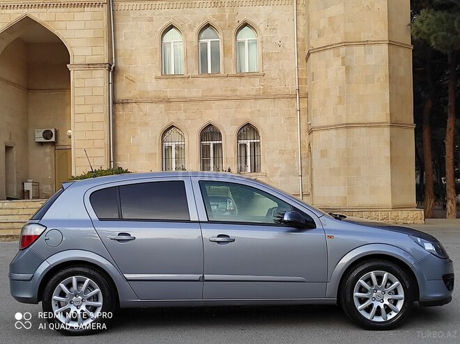 Opel Astra 2006, 237,000 km - 1.4 l - Bakı