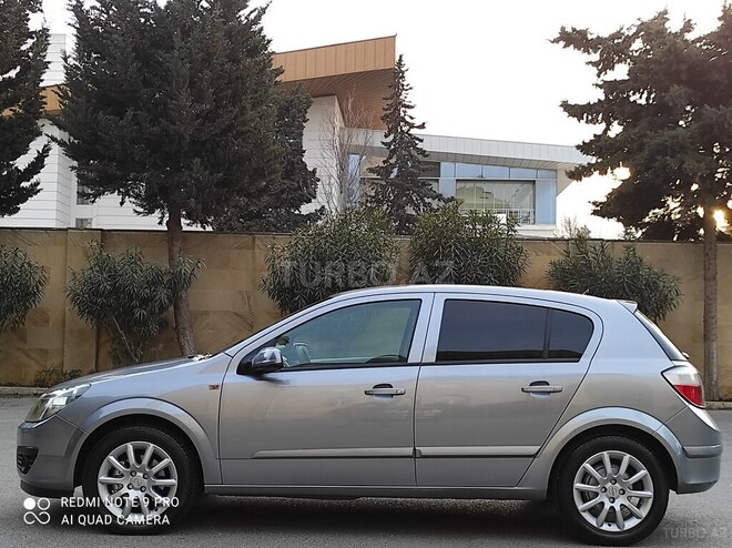 Opel Astra 2006, 237,000 km - 1.4 l - Bakı