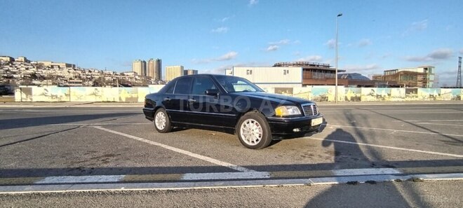 Mercedes C 230 2000, 280,000 km - 2.3 l - Bakı