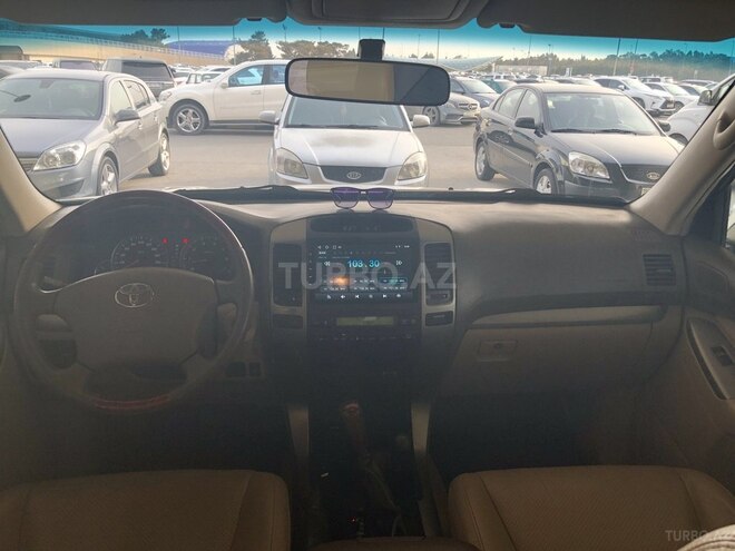 Toyota Land Cruiser Prado-5