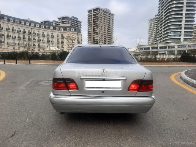Mercedes E 300 1999, 100,000 km - 3.0 l - Bakı