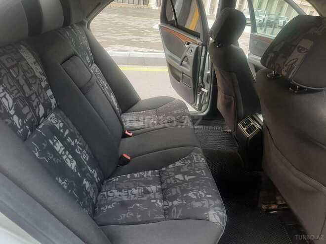 Mercedes E 300 1999, 100,000 km - 3.0 l - Bakı