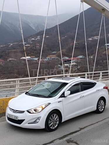Hyundai Elantra 2014, 170,000 km - 1.6 л - Şəki