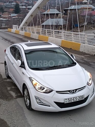 Hyundai Elantra 2014, 170,000 km - 1.6 л - Şəki