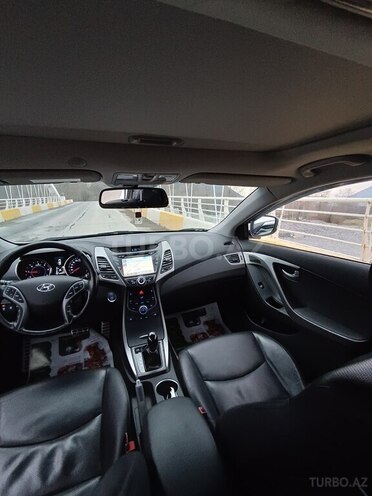 Hyundai Elantra 2014, 170,000 km - 1.6 л - Şəki