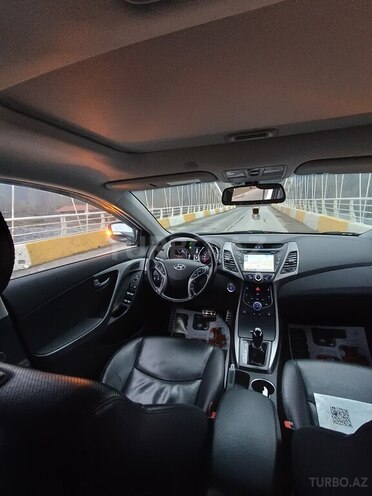 Hyundai Elantra 2014, 170,000 km - 1.6 л - Şəki
