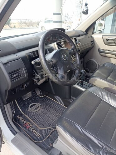 Nissan X-Trail 2004, 374,000 km - 2.0 л - Qusar