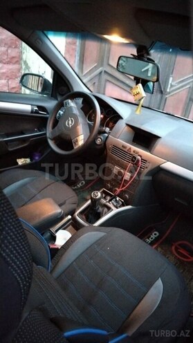 Opel Astra 2006, 256,000 km - 1.4 l - Bakı