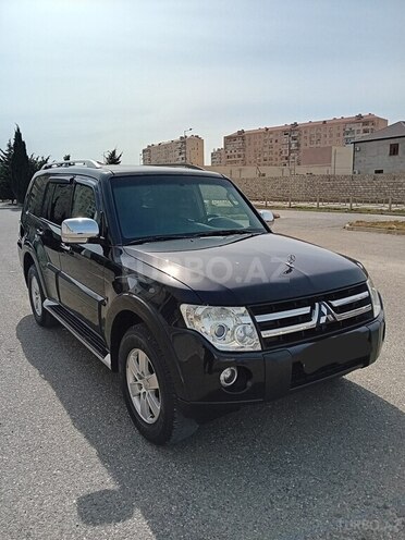 Mitsubishi Pajero 2007, 215,000 km - 3.0 l - Bakı