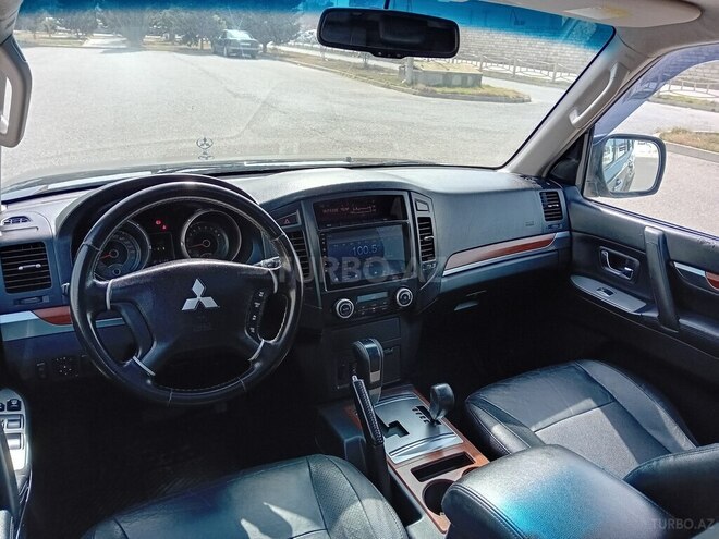 Mitsubishi Pajero 2007, 215,000 km - 3.0 l - Bakı