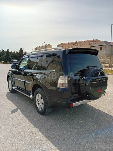 Mitsubishi Pajero 2007, 215,000 km - 3.0 l - Bakı