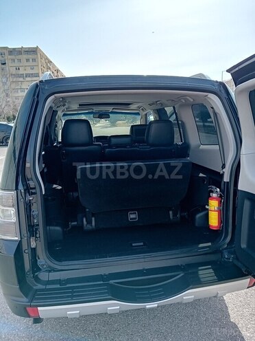 Mitsubishi Pajero 2007, 215,000 km - 3.0 l - Bakı