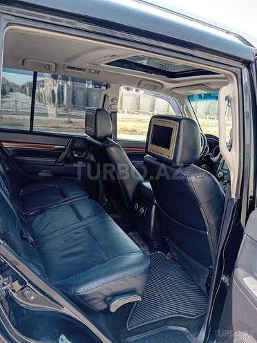 Mitsubishi Pajero 2007, 215,000 km - 3.0 l - Bakı