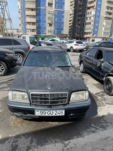 Mercedes C 220 1999, 269,875 km - 2.2 л - Bakı