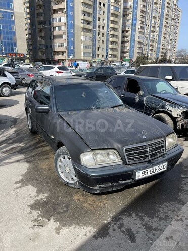 Mercedes C 220 1999, 269,875 km - 2.2 л - Bakı