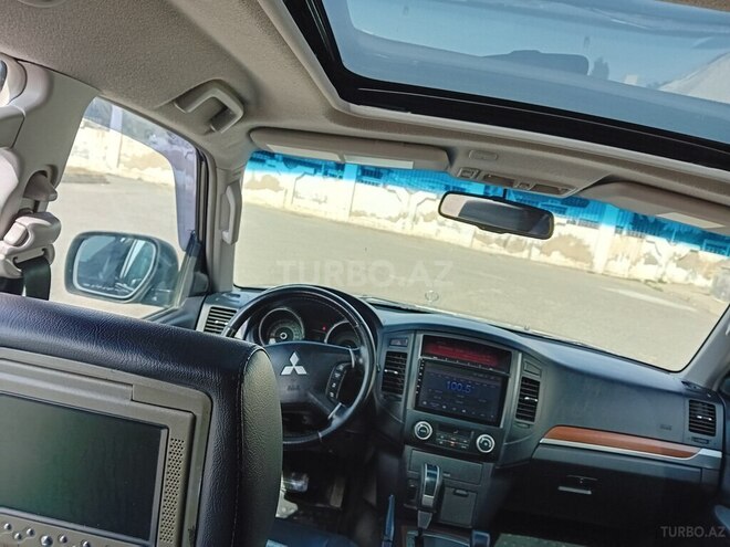Mitsubishi Pajero 2007, 215,000 km - 3.0 l - Bakı