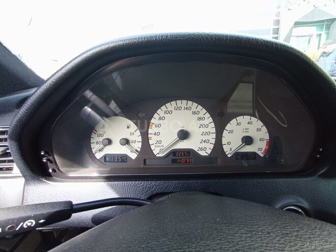 Mercedes C 240 2000, 440,000 km - 2.4 l - Bakı