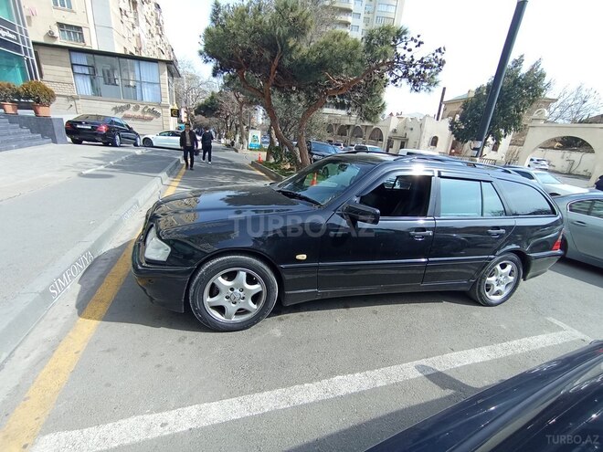 Mercedes C 240 2000, 440,000 km - 2.4 l - Bakı