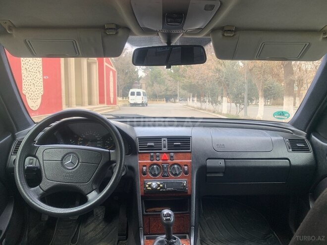 Mercedes C 180 1998, 240,000 km - 1.8 l - Salyan