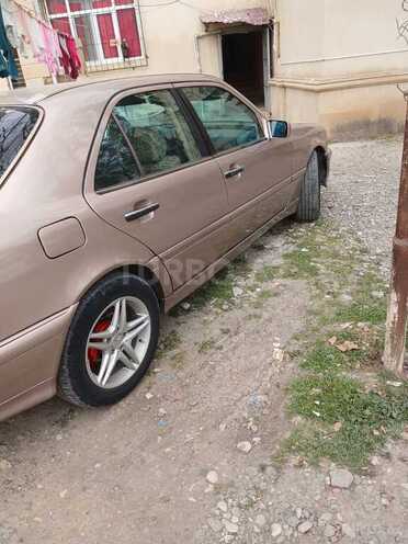 Mercedes C 180 1995, 420,000 km - 1.8 л - Ağcabədi